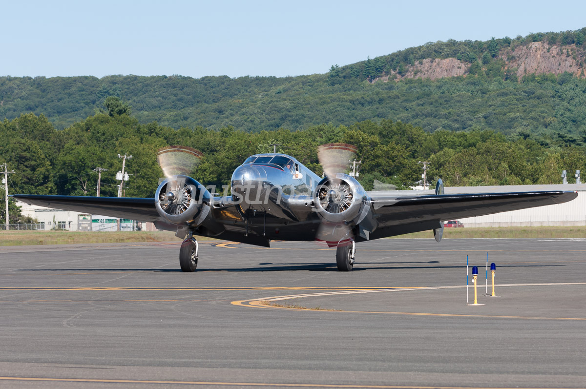 Beech D18S REG: N42C MSN: A-468